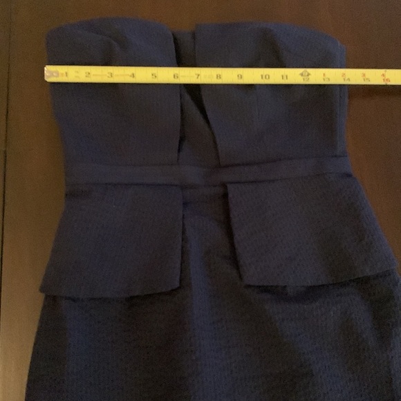Banana Republic Navy Strapless Peplum Dress, size 2 Petite - Picture 13 of 13